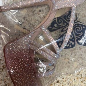 Marc defang size 8.5